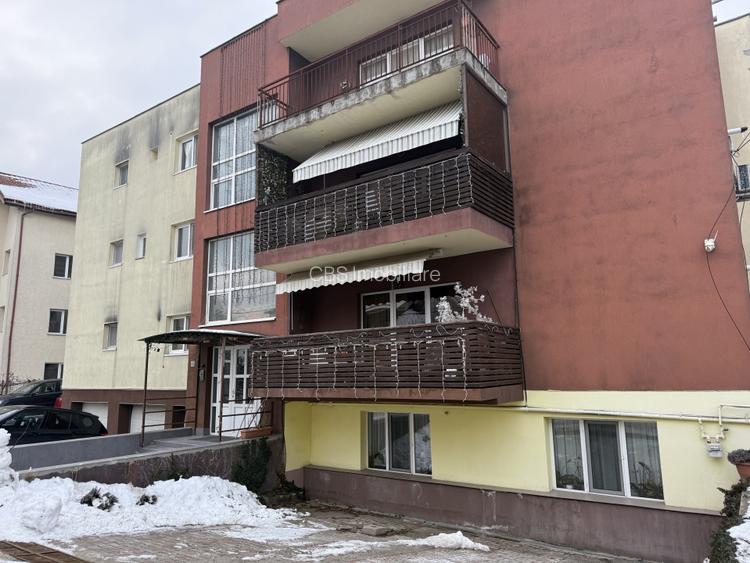 Apartament la Demisol ultrafinisat 2 camere 65mp zona Iulius Mall cu 2 parcari  - 18