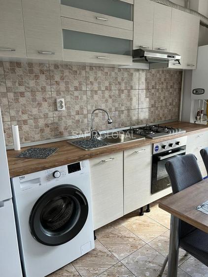 Inchiriez garsoniera Militari Residence LUX - 2