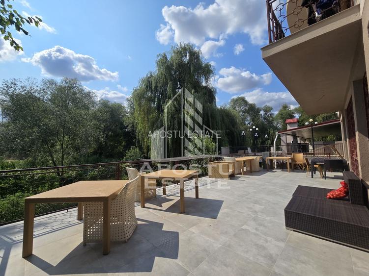 Casa de vanzare, potential pensiune, pe malul Timisului,Sag,comision 0 - 6