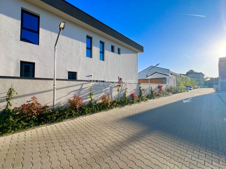 SUPERB / PARTIAL MOBILAT / GRADINA - 47