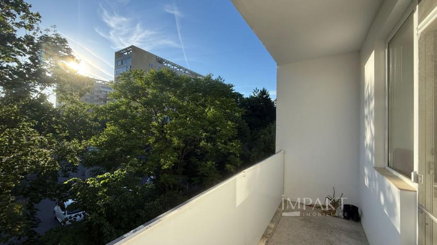 Apartament cu 2 camere semidecomandat etaj 2/4 in Gheorgheni