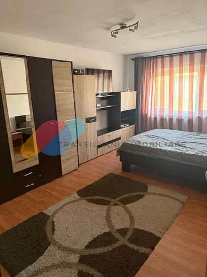 Apartament 2 camere decomandat, 52 mp, zona Plopilor