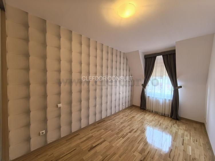 Vilă cu acces la piscina langa Jolie Ville - 14