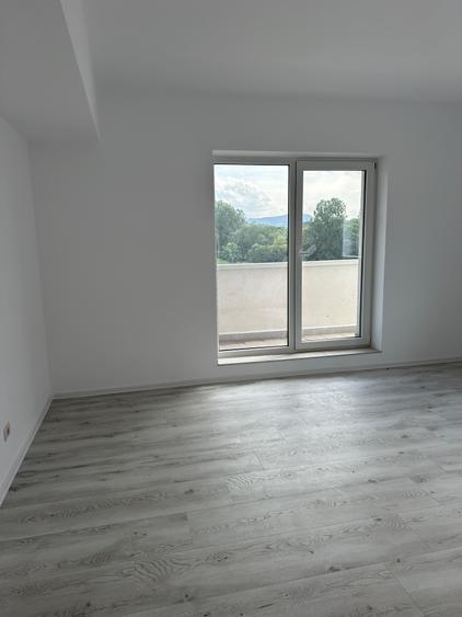 Studio, 63 mp +  8 mp balcon TVA 21% inclus, 2027