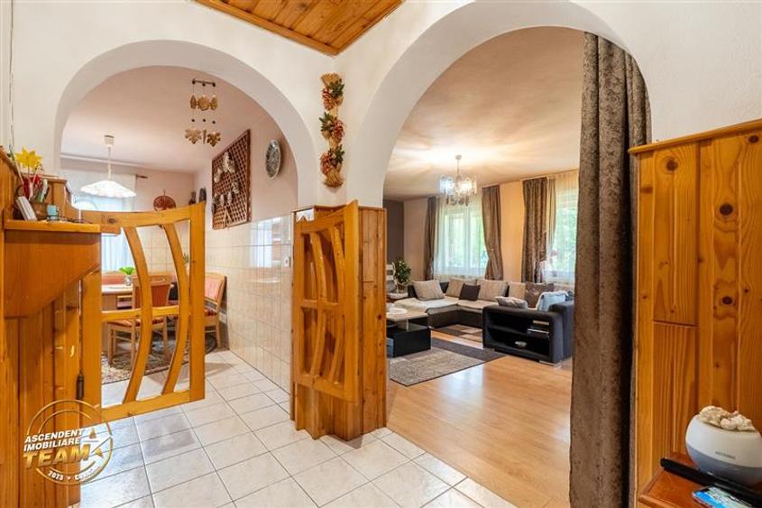 Proprietate premiata Casa Anului, cu placheta oficiala, Covasna: eleganta si aut