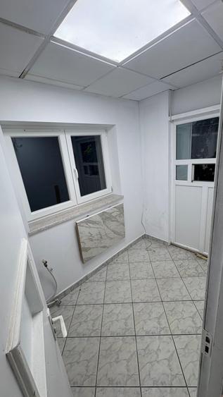Spațiu comercial stradal, 60 mp — Bd. Chișinău, aproape de Bd. Basarabia