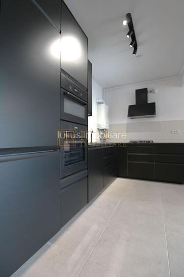 City of Mara M10;  loc parcare subteran + boxa privata. - 10