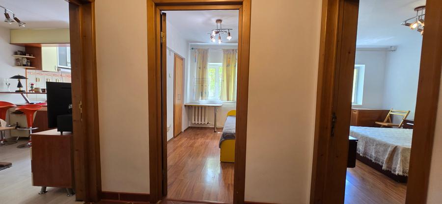 2 camere de vanzare ultracentral Focsani