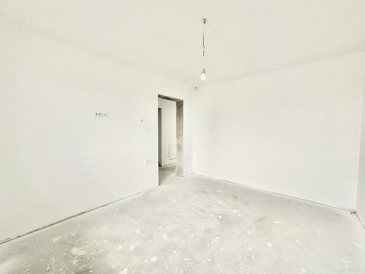 Duplex 4 camere - 2 bai - Teren 400 mp - Mosnita