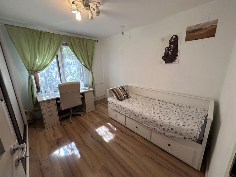3 CAMERE | 70 MP | BABA NOVAC | RENOVAT MODERN | MOBILAT & UTILAT