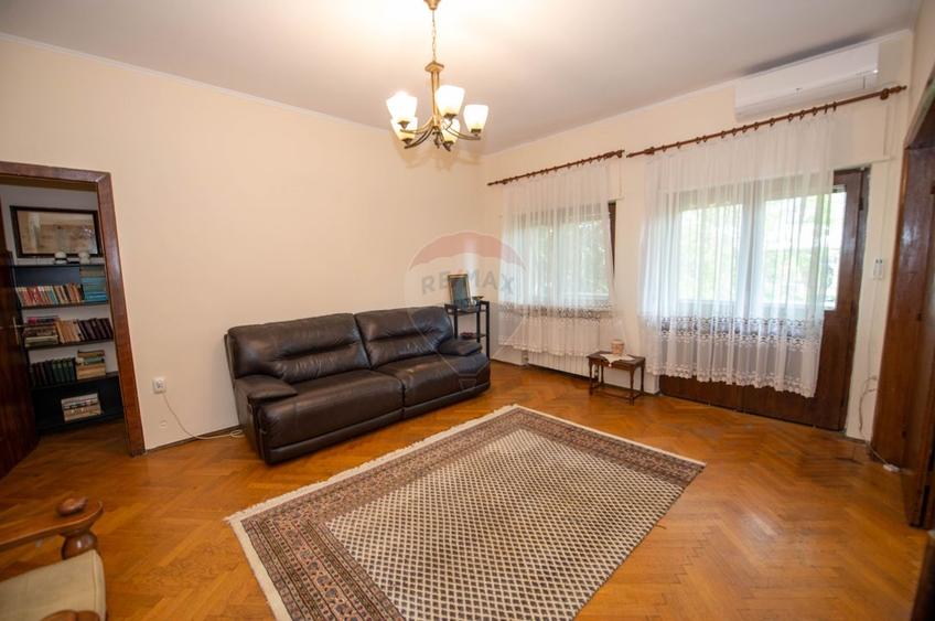 Apartament 2 camere decomandat de vanzare, zona Rosetti, 58 mp utili