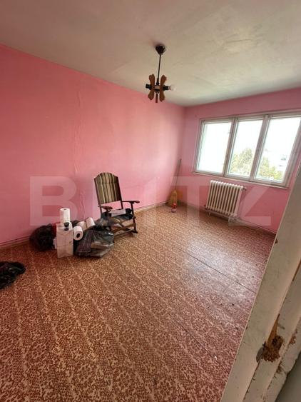 Apartament 3 camere, decomandat, 62 mp, etaj 3, balcon, Mănăștur