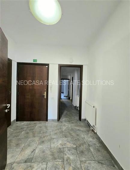 Eleganta interbelica : Apartament cu 6 camere si terasa, ideal pentru birouri sa - 20