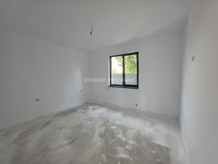 Exclusivitate! Vila P+M înaltă, 7 camere, teren 458mp, Valu lui Traian!