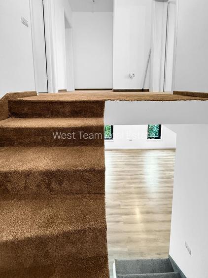 Duplex, 4 camere, suprafata generoasa - Comision 0 - 10