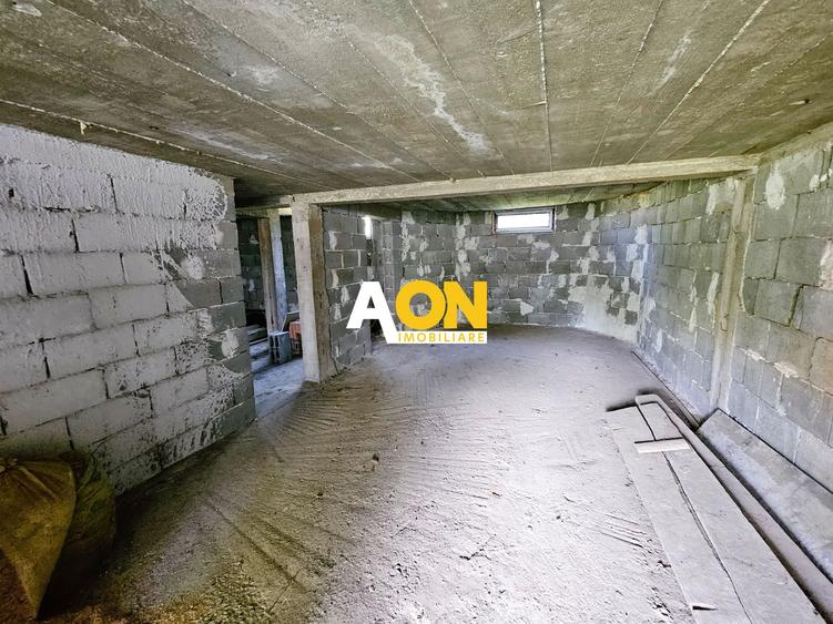 Casa la gri, S+P+M, 4 camere, 500 mp teren, Cetate, toate utilitatile