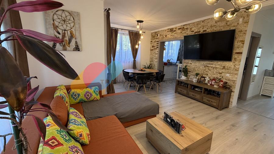 Casă tip Duplex, 112 mp utili, teren 362 mp, zona Dambul Rotund