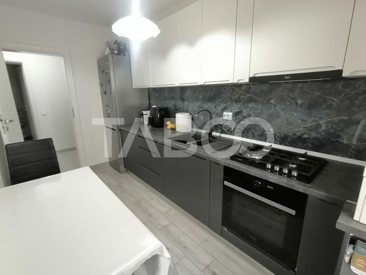 Apartament decomandat de vanzare mobilat utilat balcon Selimbar Sibiu