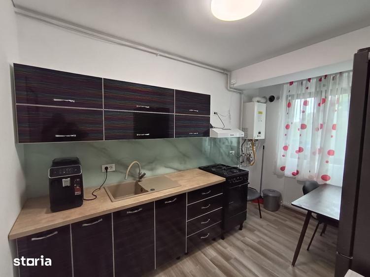 Apartament 2 camere decomandat Aparatorii Patriei bloc 2025