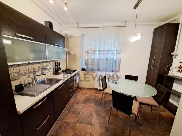 Comision 0. Apartament 90 mp + garaj cu CF in zona Plopilor vechi