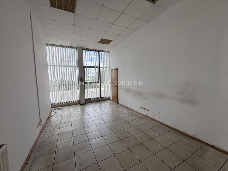 Depozit cu showroom de inchiriat de 1600 mp - 25