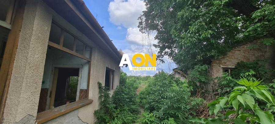 Teren de vanzare cu toate utilitatile in zona Partos, 2800MP