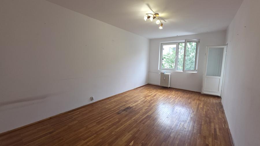 2 camere – Str. Murgeni - Titan - Basarabia - Bloc 1992
