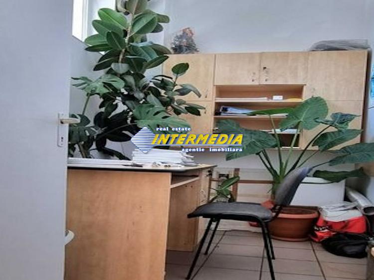 Spatiu Comercial 110 mp Vitrina la Bulevard CETATE Stadion 2 Accese fata spate