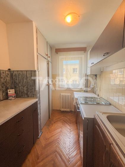Apartament 3 camere cu balcon la etaj intermediar in Manastur zona Big - 7