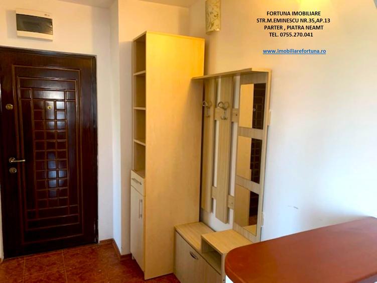 Apartament 2 camere, loc de parcare, zona Centrala-Inspectoratul Scolar- P.Nt.