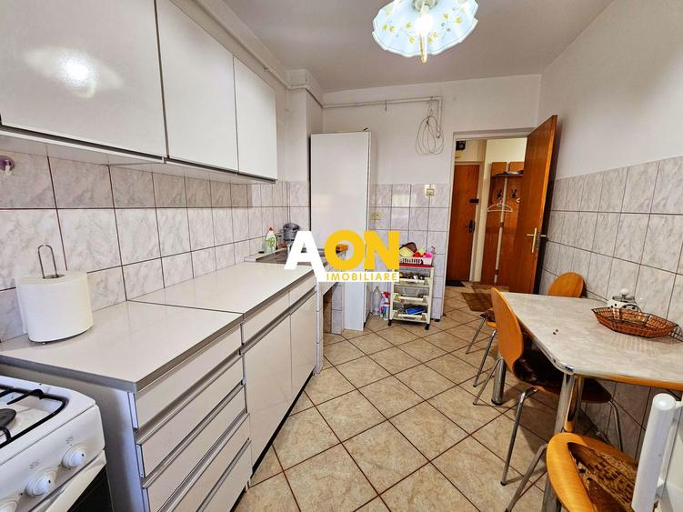 Apartament 3 camere, 75 mp utili, etaj 1, ultracentral