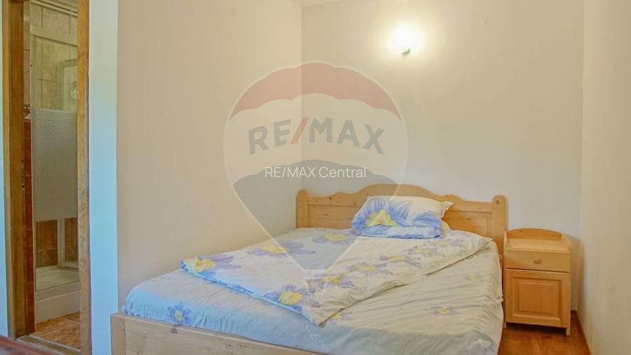 Casă de vacanță cu 9 camere de vânzare Moieciu de Jos - 9