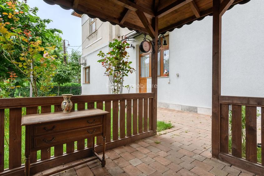 Proprietate in vila cu 2 familii, 4 camere, garaj, finisaje moderne - 44