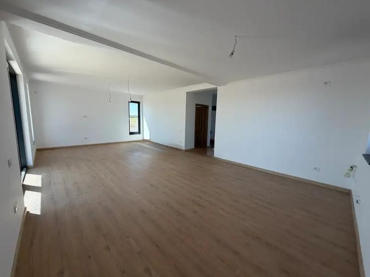 Casa Noua Buftea- 5 camere- 460 mp curte
