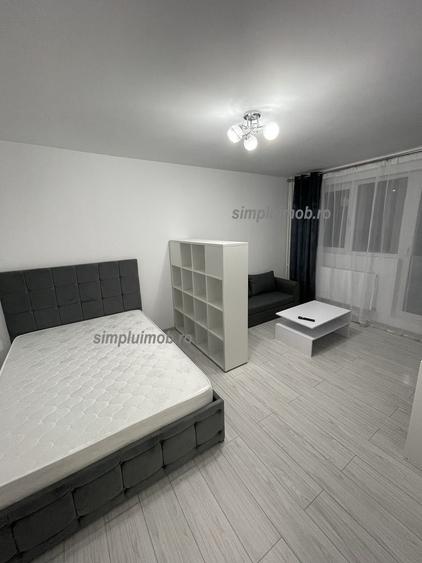 Decomandata Garsoniera Renovata Metrou 1 Decembrie 1918