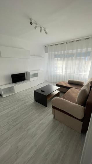 Apartament 3 camere - zona ICIL - 150.000 euro negociabil (Cod E11+E12)