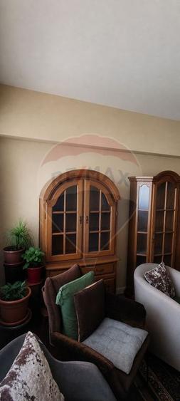 Apartament cu 2 camere de vânzare în zona Central