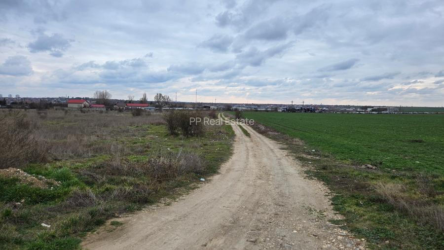 Loc Agigea / Judetul Cta /Teren intravilan 500 mp cu o deschidere stradala 16 ml - 14