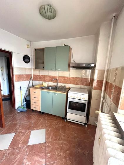 Inchiriere apartament 3 camere Bd. Unirii nr 55