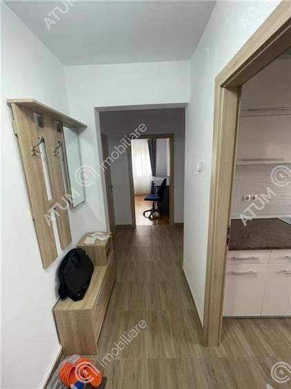Apartament 3 camere decomandate si balcon in zona Vasile Aaron Sibiu
