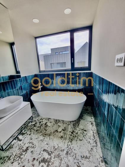 TOWNHOUSE/AVALON/6 CAMERE/PORSCHE PIPERA/PET FRIENDLY/2 PARCARI/ROND OMV