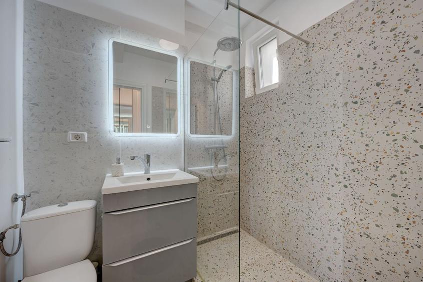CASA SMART+PISCINA+GARAJ+Zona BARBEQUE! str. Fortului Domnești