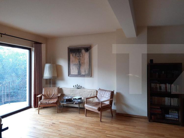 Vanzare casa individuala, 500 mp utili, 500 mp teren, front 25 ml