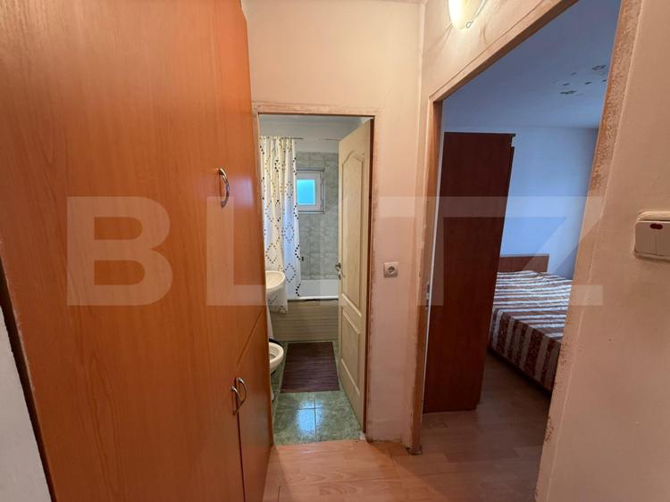 Apartament 2 camere, 46.50 mp, zona Craiovita Noua - Scoala 32
