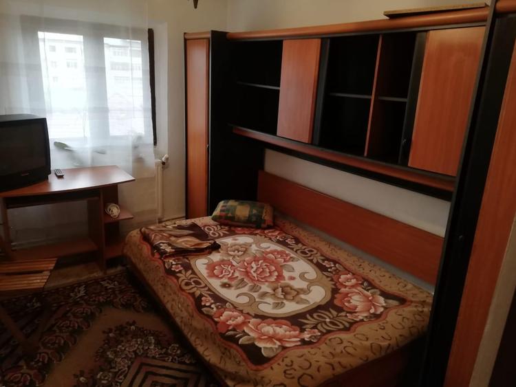 Apartament 3 camere, etaj 2, 74 mp utili, zona Liceul Sportiv – Policlinica 2