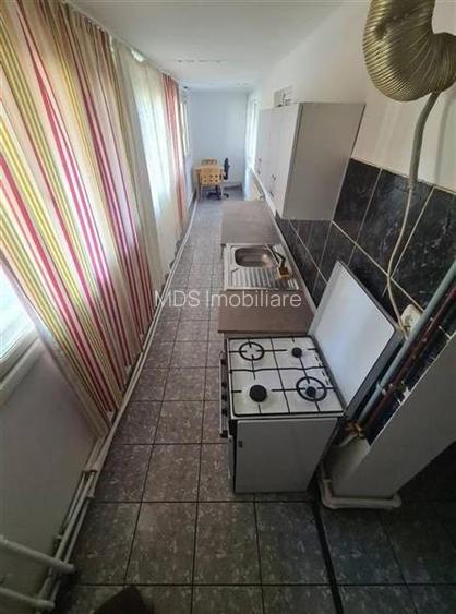Modificat in 3 camere la parter inalt - 3