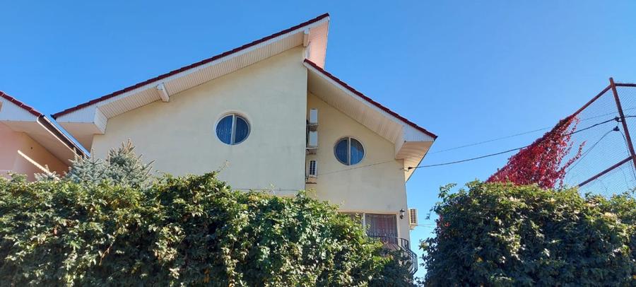 Exclusiv!Pensiune P+1+M pe partea marii Eforie Nord-269.000 euro(Cod E8+E10)