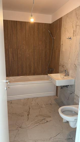 Apartament 2 camere , Finisaje Premium si loc de parcare subteran