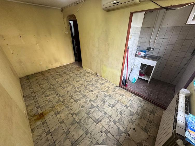 Garsonieră 15 mp utili – Berceni Sos.Giurgiului Bloc 1983 Anvelopat