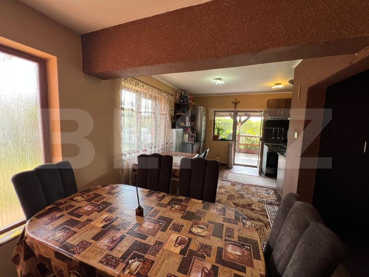 Casă de vânzare, cu 3 camere, 100 mp, zona Odoreului